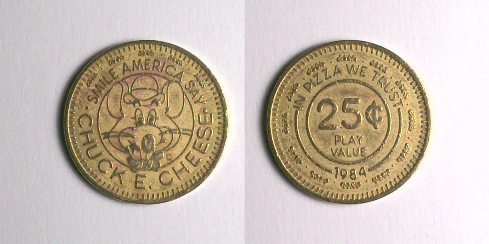 Chuck E. Cheese 206B 1984 Chuck E Cheese Token (206B) (1984) token — front