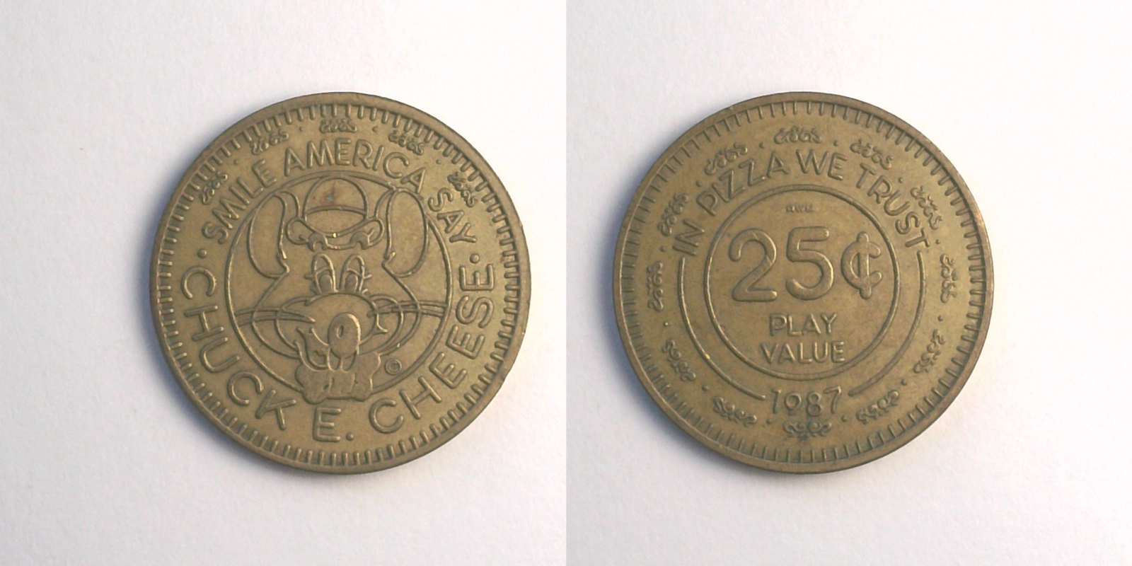 Chuck E. Cheese 213B 1987 Chuck E Cheese Token (213B) (1987) token — front and reverse