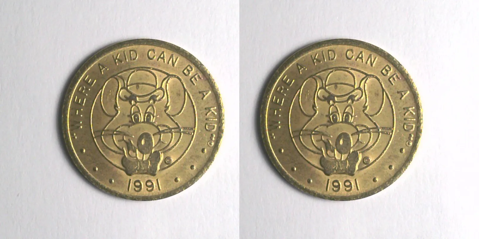 Chuck E. Cheese 306B 1991 Chuck E Cheese Token (306B) (1991) token — front and reverse