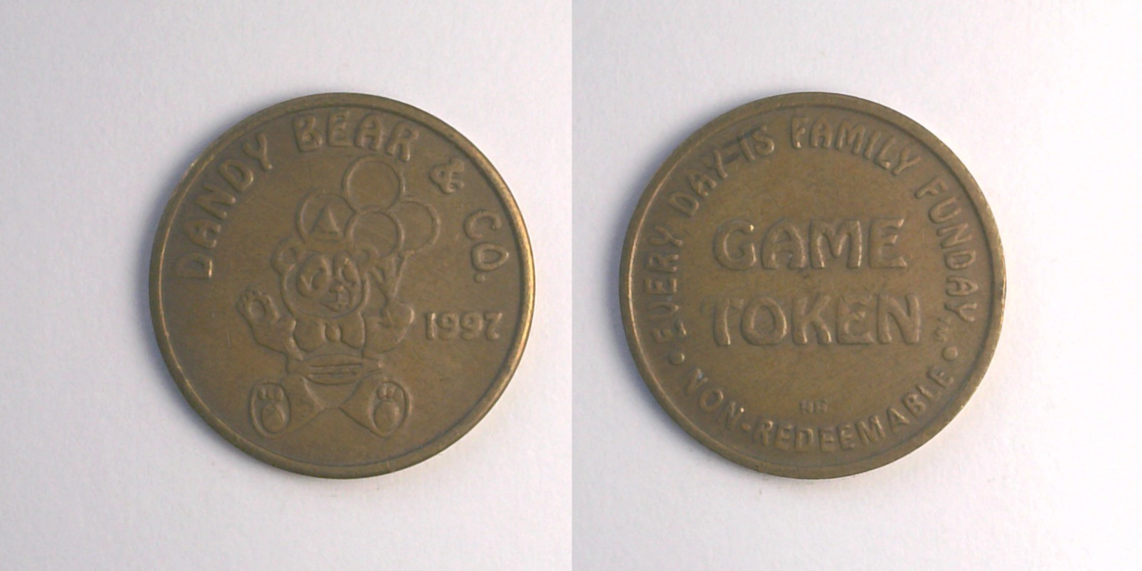 Dandy Bear DB107B 1997 Dandy Bear Token (DB107B) token — front and reverse