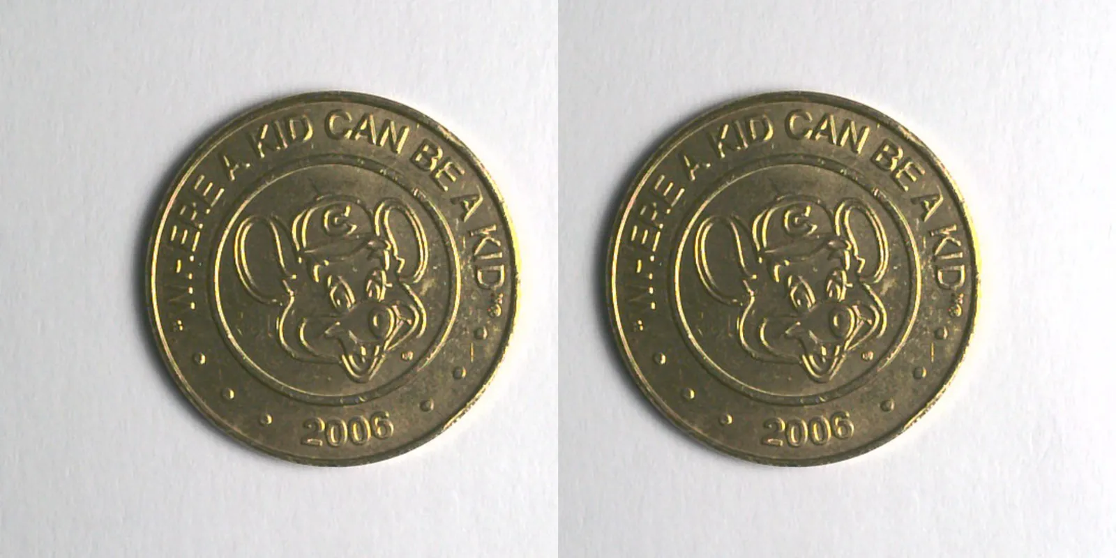 2006 Chuck E Cheese Token (413B)
