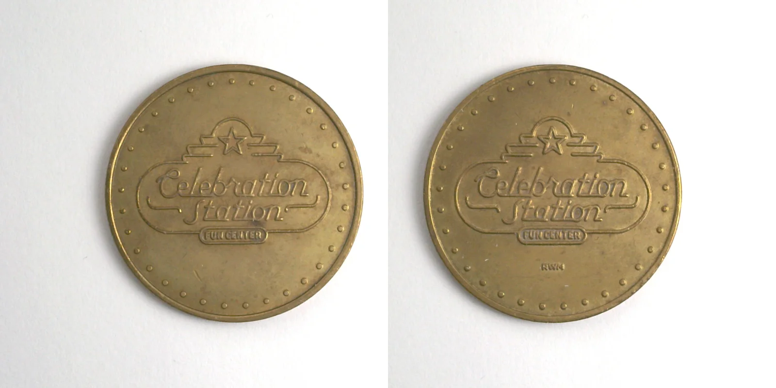 Celebration Station CS304B Celebration Station Token (CS304B) token — front and reverse