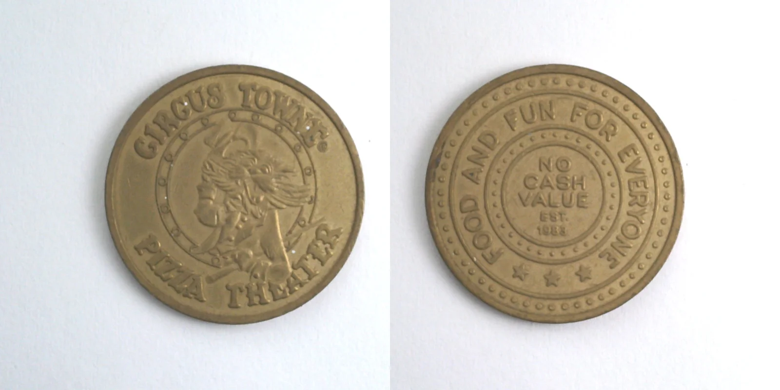 Circus Towne Pizza Theater CTPT101B Circus Towne Pizza Theater Token (CTPT101B) (1983) token — front and reverse