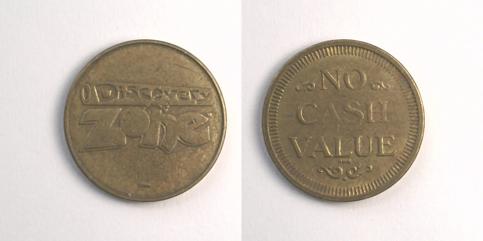 Discovery Zone DZ201B Discovery Zone Token (DZ201B) token — front and reverse