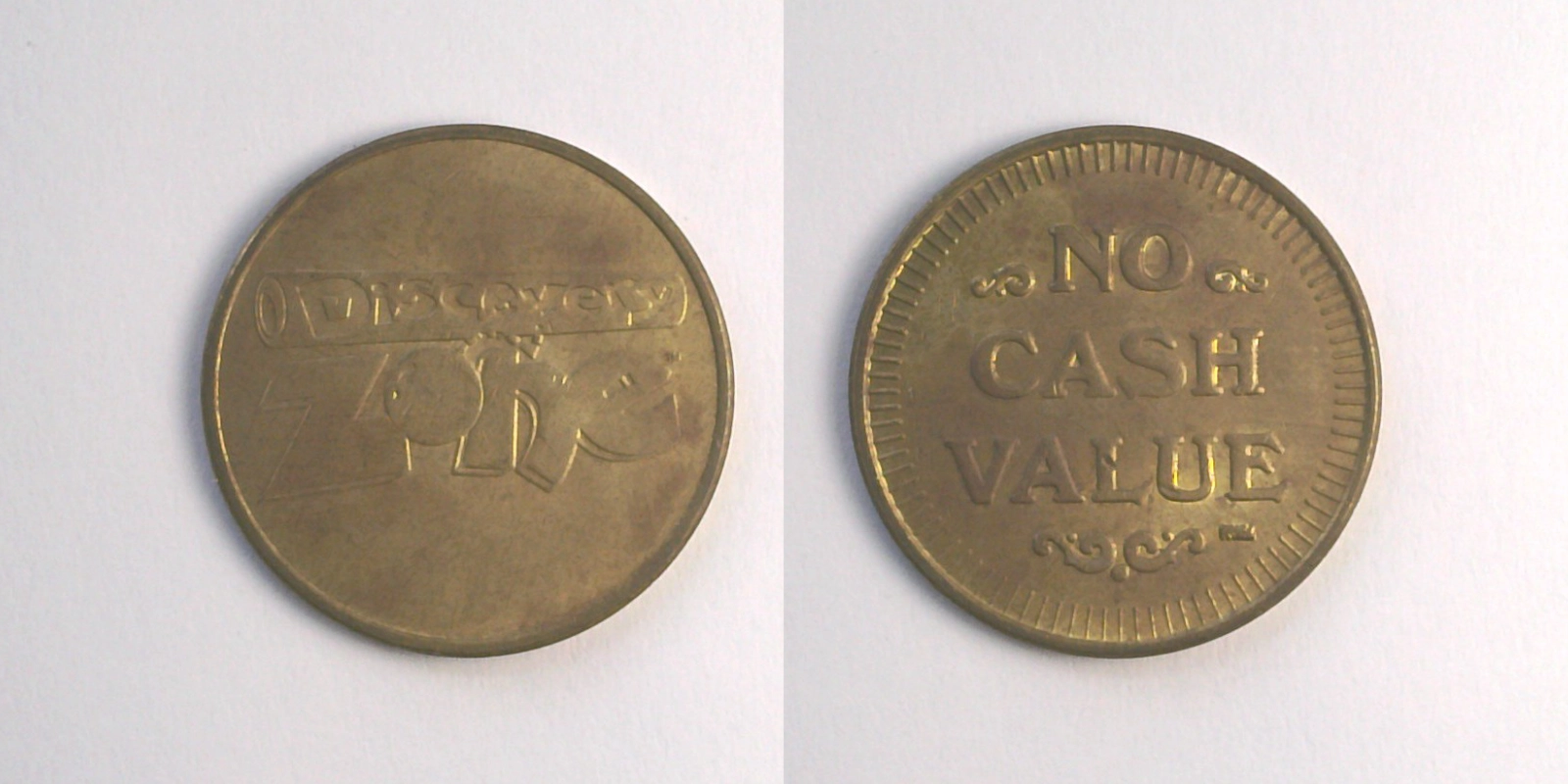 Discovery Zone DZ204B Discovery Zone Token (DZ204B) token — front and reverse