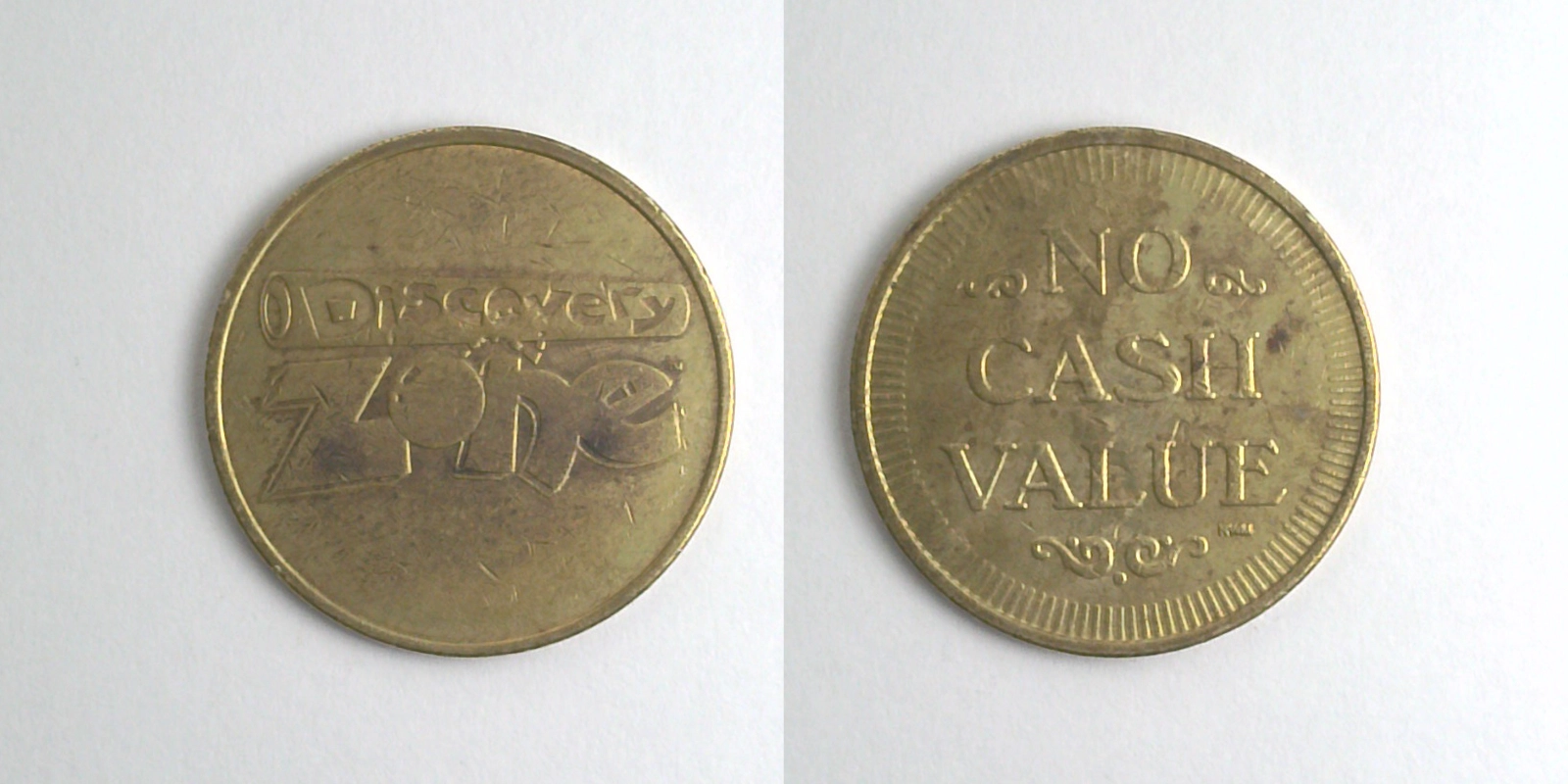 Discovery Zone DZ205B Discovery Zone Token (DZ205B) token — front and reverse