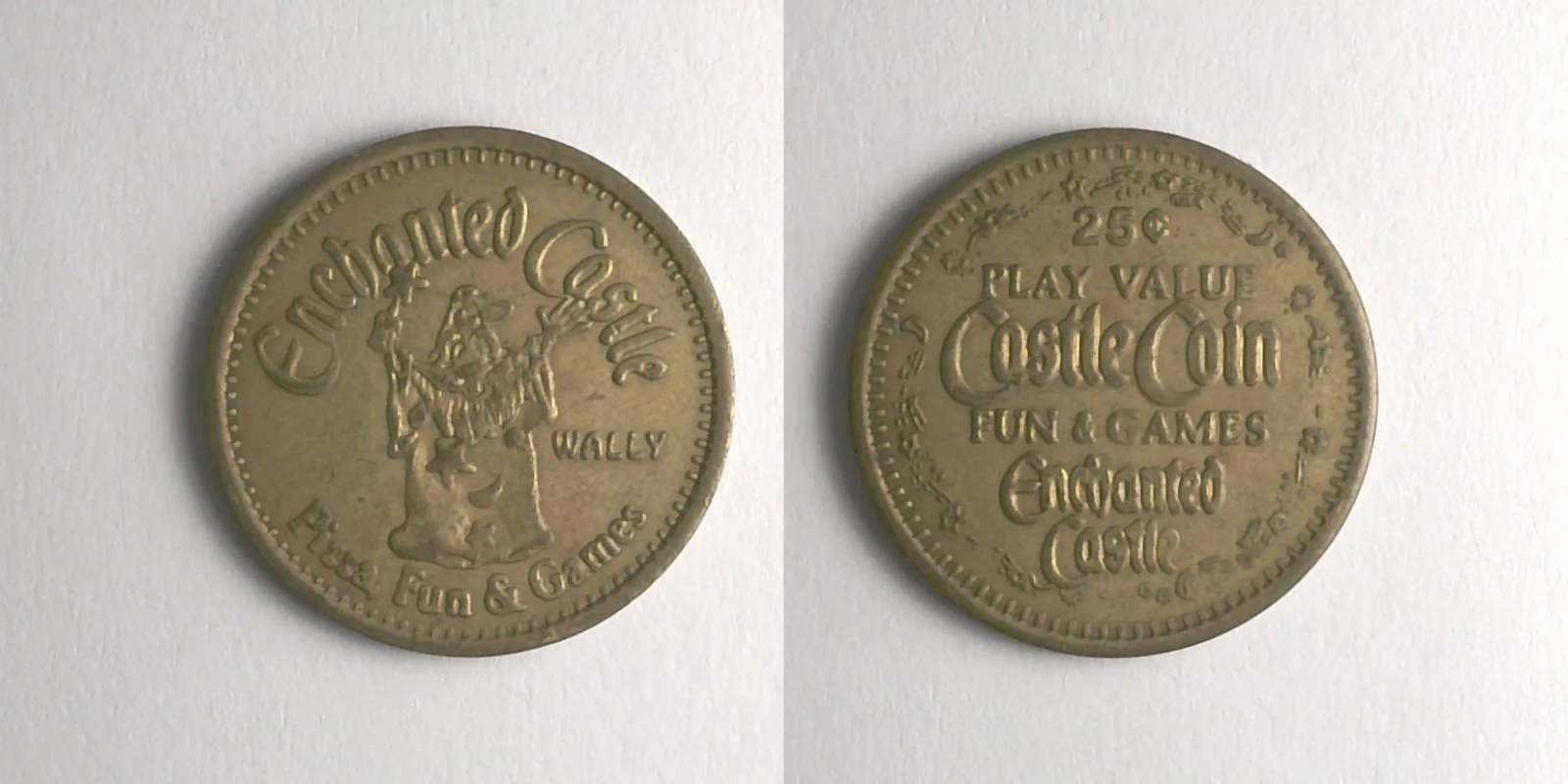 Enchanted Castle EC102B Enchanted Castle Token (EC102B) token — front