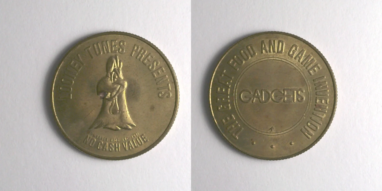 Gadgets / Gizmos GG103B Gadgets Looney Tunes Foghorn Leghorn Token (GG103B) token — front and reverse
