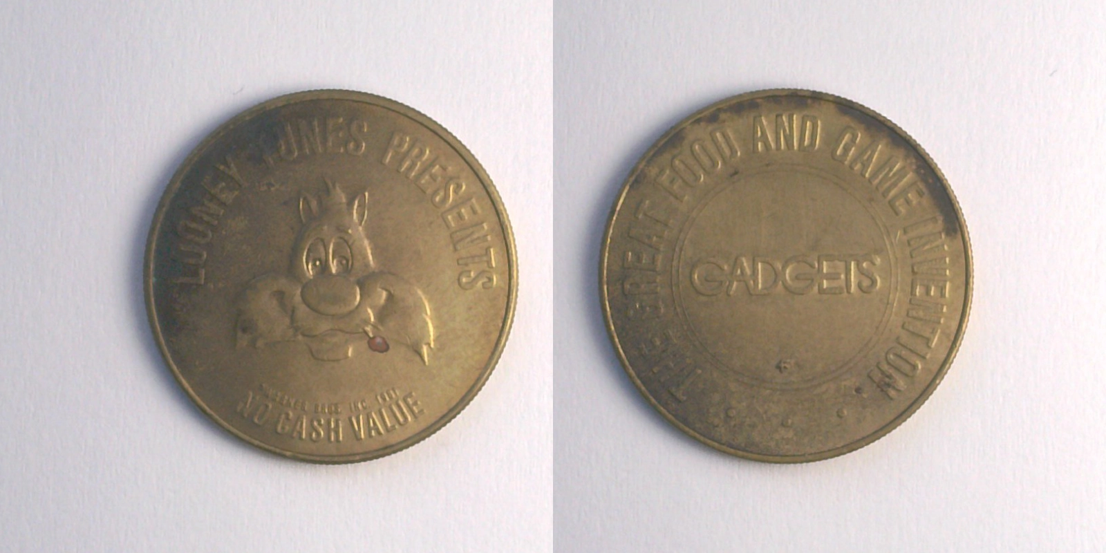 Gadgets / Gizmos GG106B Gadgets Looney Tunes Sylvester Token (GG106B) token — front and reverse