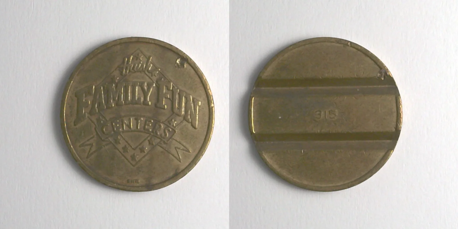 Bullwinkle's Entertainment BW501B Huish Family Fun Centers 315 Token (BW501B) token — front