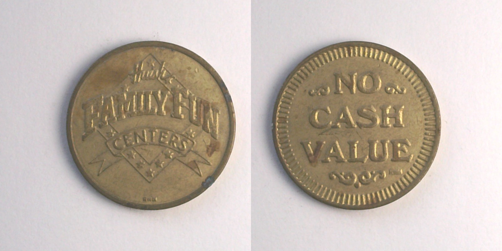 Bullwinkle's Entertainment BW507B Huish Family Fun Centers NCV Token (BW507B) token — front