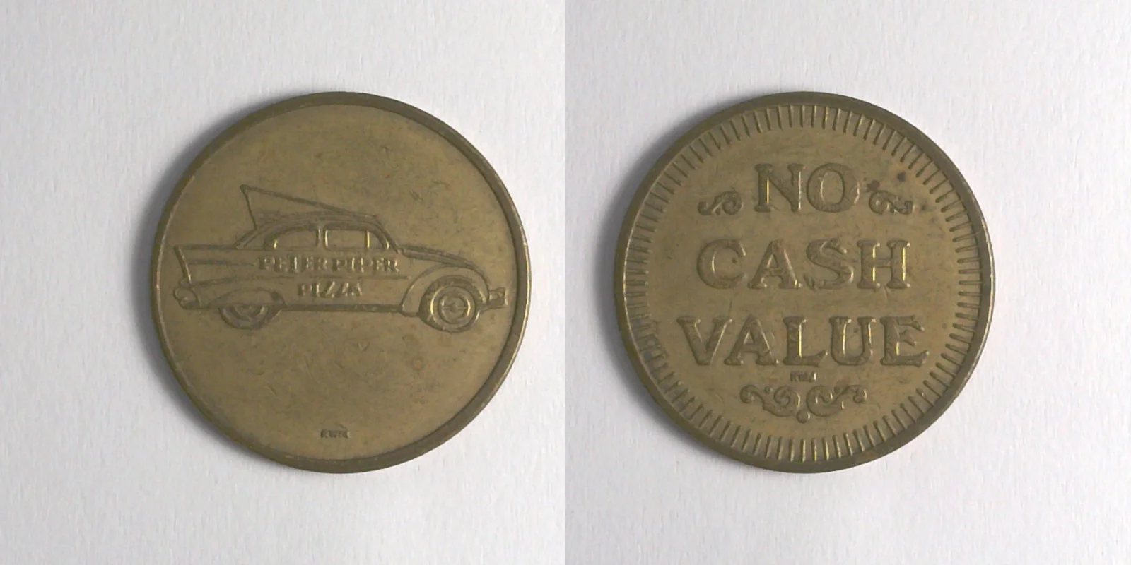 Peter Piper Pizza P111B Peter Piper Pizza Token (P111B) token — front and reverse