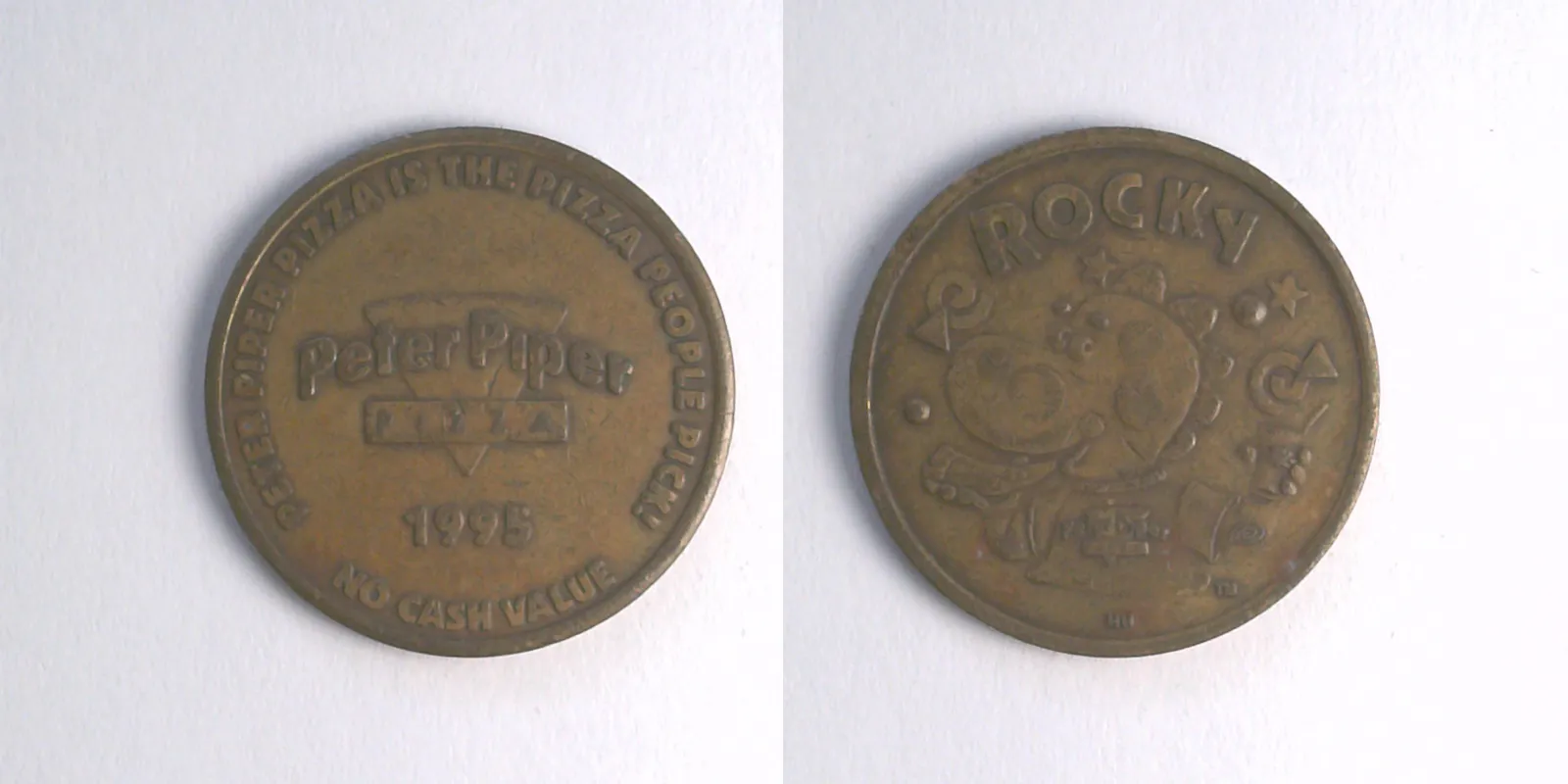 Peter Piper Pizza P207B Peter Piper Pizza Token (P207B) (1995) token — front and reverse