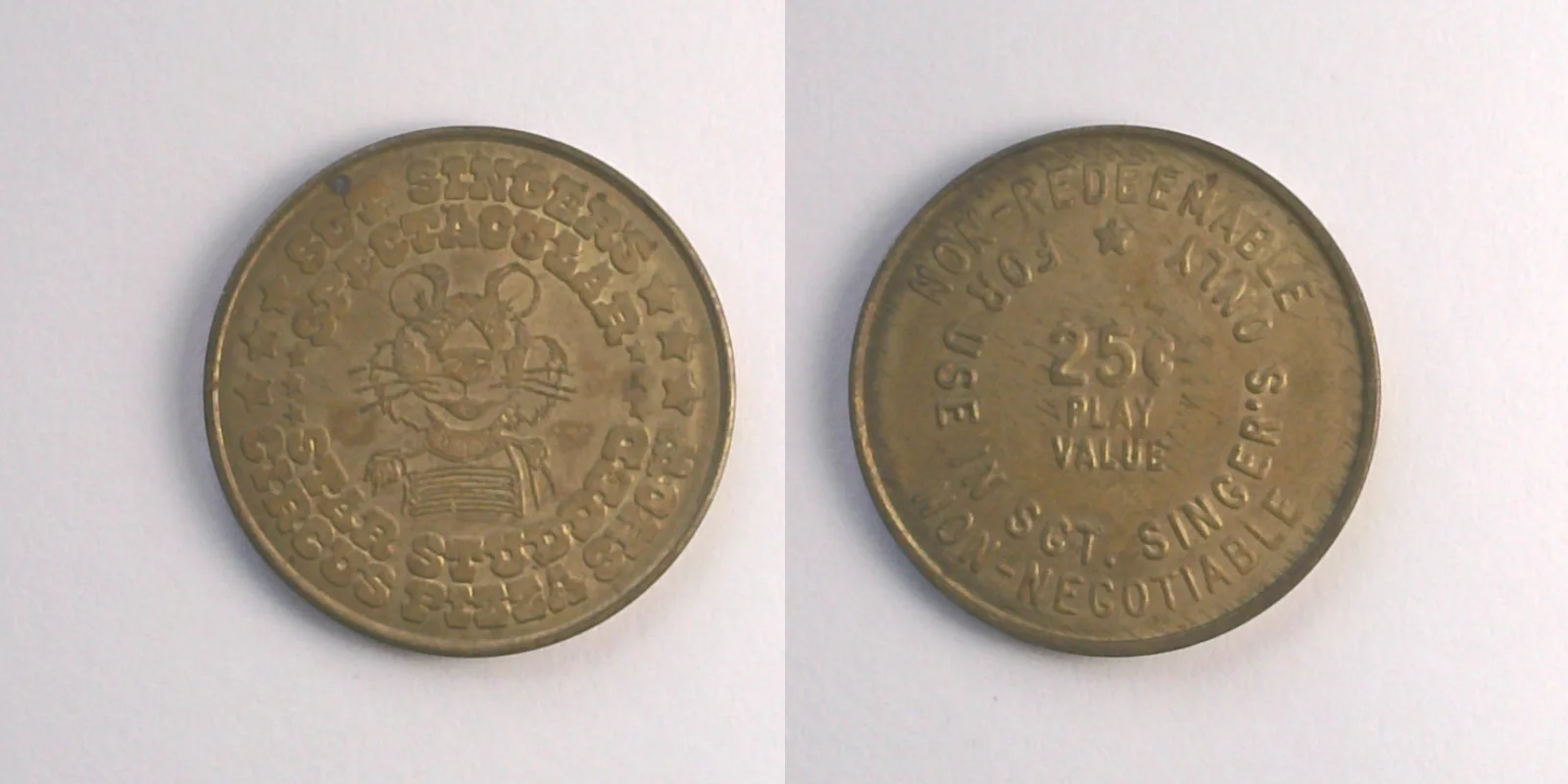 Sgt. Singer's Pizza Circus SS101B Sgt. Singer's Pizza Circus Token (SS101B) token — front