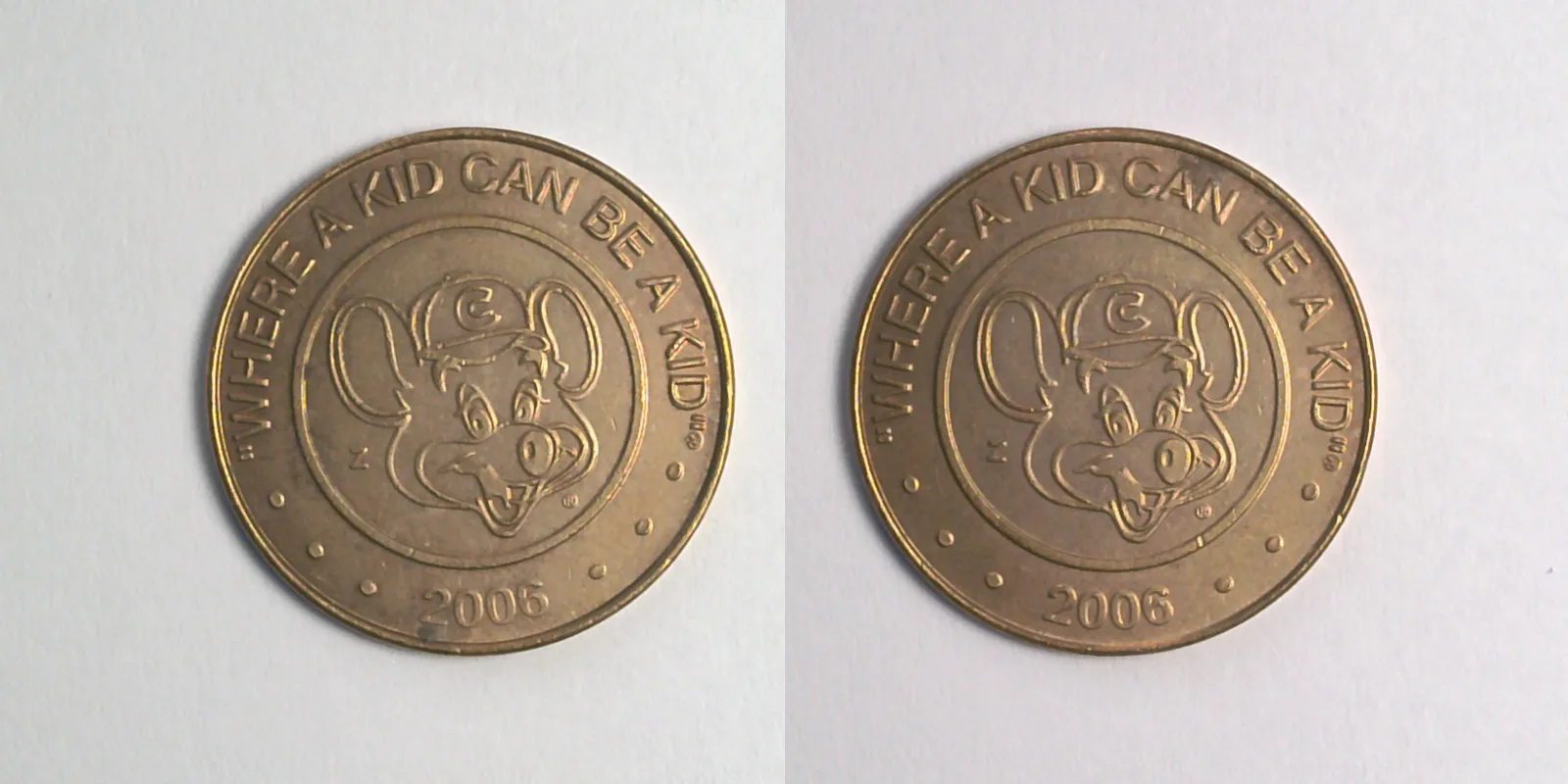 Chuck E. Cheese 413Bz 2006 Chuck E Cheese Token (413Bz) (2006) token — front and reverse
