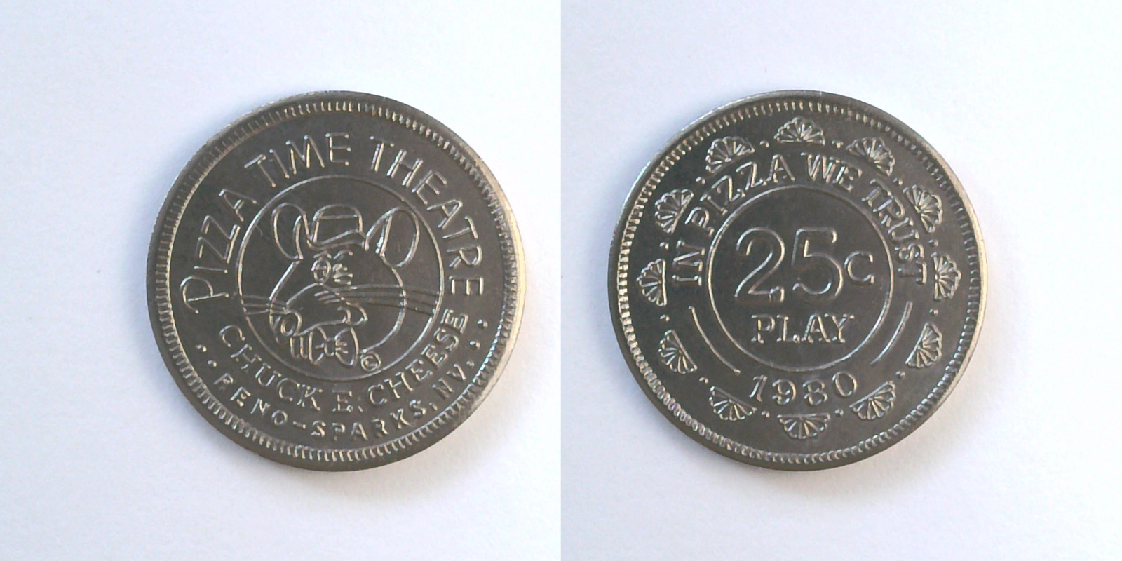Chuck E. Cheese 145N 1980 Chuck E Cheese Token (145N) (1980) token — front and reverse