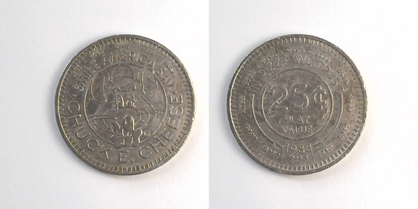 Chuck E. Cheese 203N 1983 Chuck E Cheese Token (203N) (1983) token — front and reverse