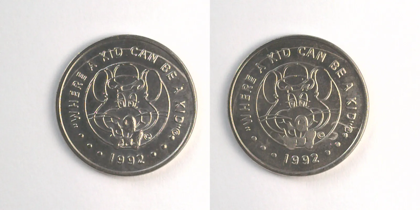Chuck E. Cheese 308N 1992 Chuck E Cheese Token (308N) (1992) token — front and reverse