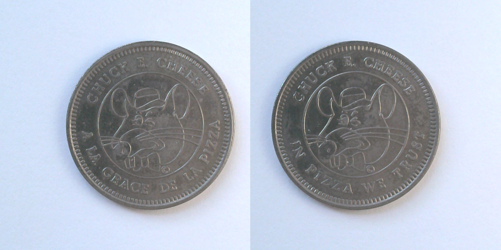 Chuck E. Cheese 124N Canadian Chuck E Cheese Token (124N) token — front and reverse