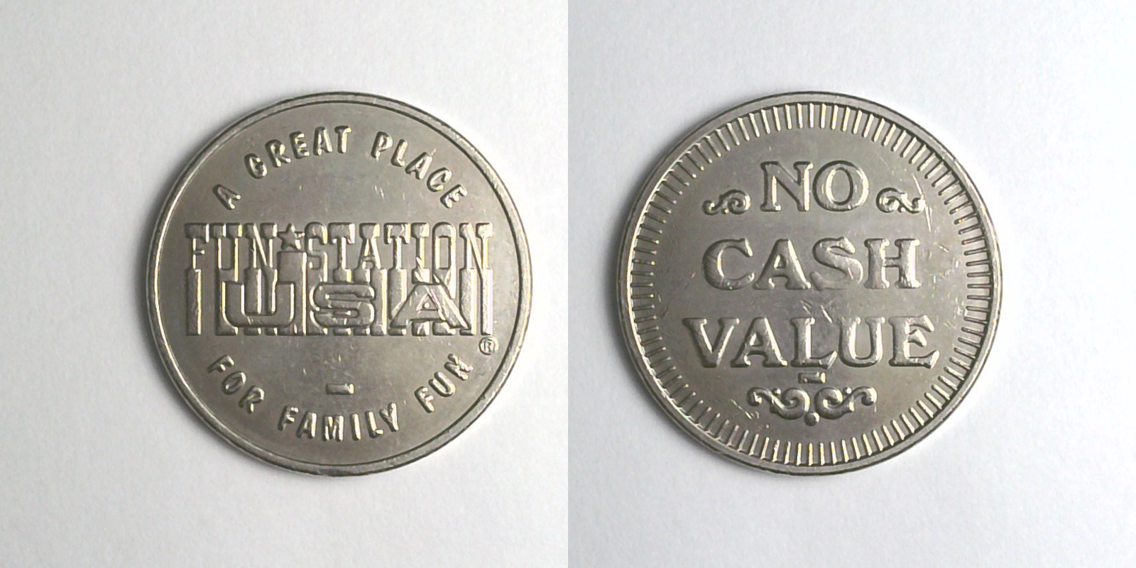 Fun Station USA FS106N Fun Station USA Token (FS106N) token — front and reverse