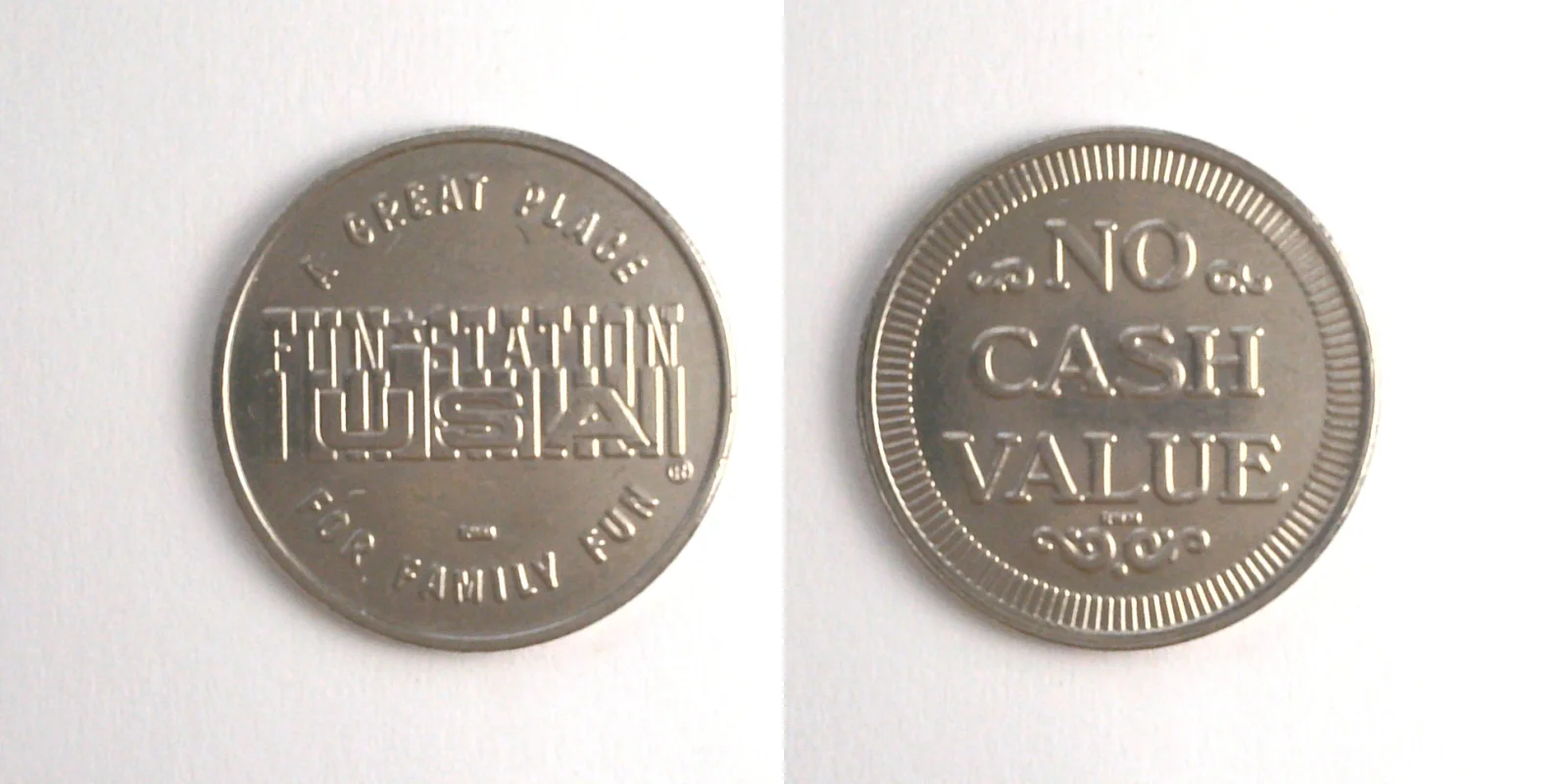 Fun Station USA FS112N Fun Station USA Token (FS112N) token — front and reverse