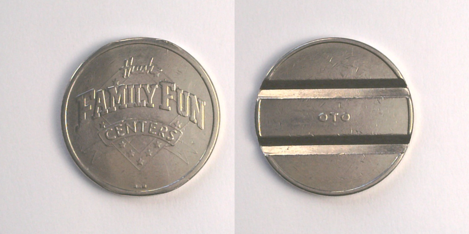 Bullwinkle's Entertainment BW503N Huish Family Fun Centers OTO Token (BW503N) token — front and reverse