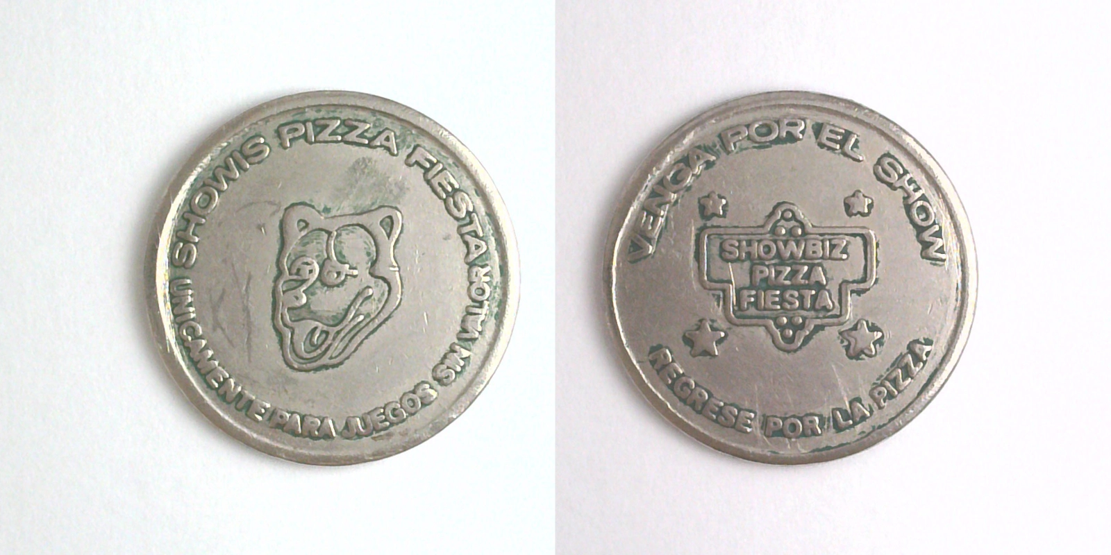 ShowBiz Pizza S15N Showbiz Pizza Place Token (S15N) token — front and reverse