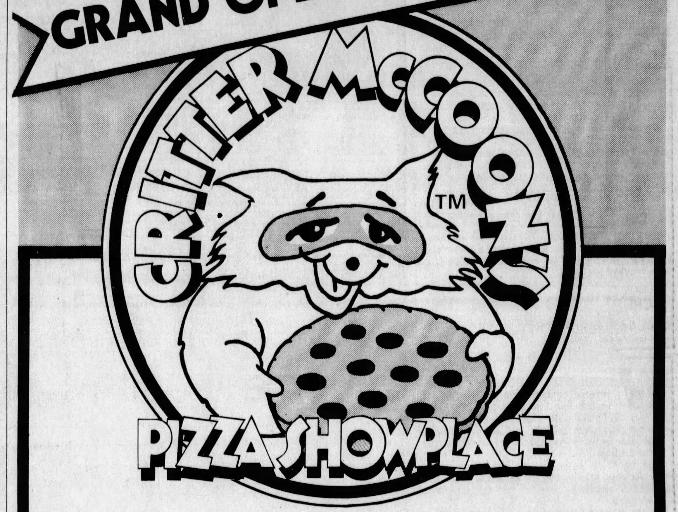 Critter McCoon's Pizza Showplace logo