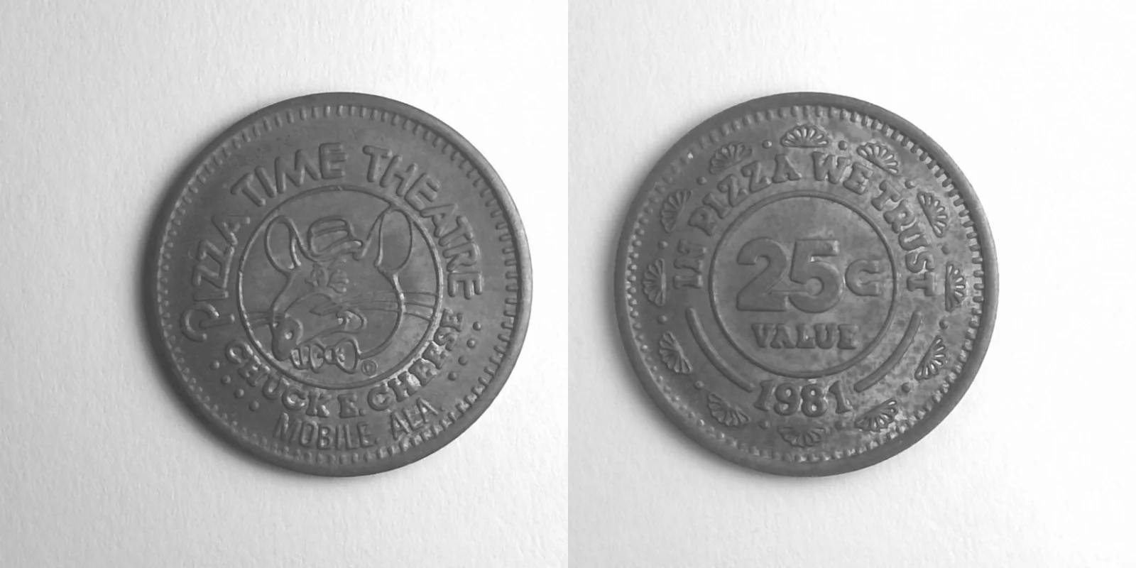 Chuck E. Cheese 168N 1981 Chuck E Cheese Token (168N) (1981) token — front and reverse