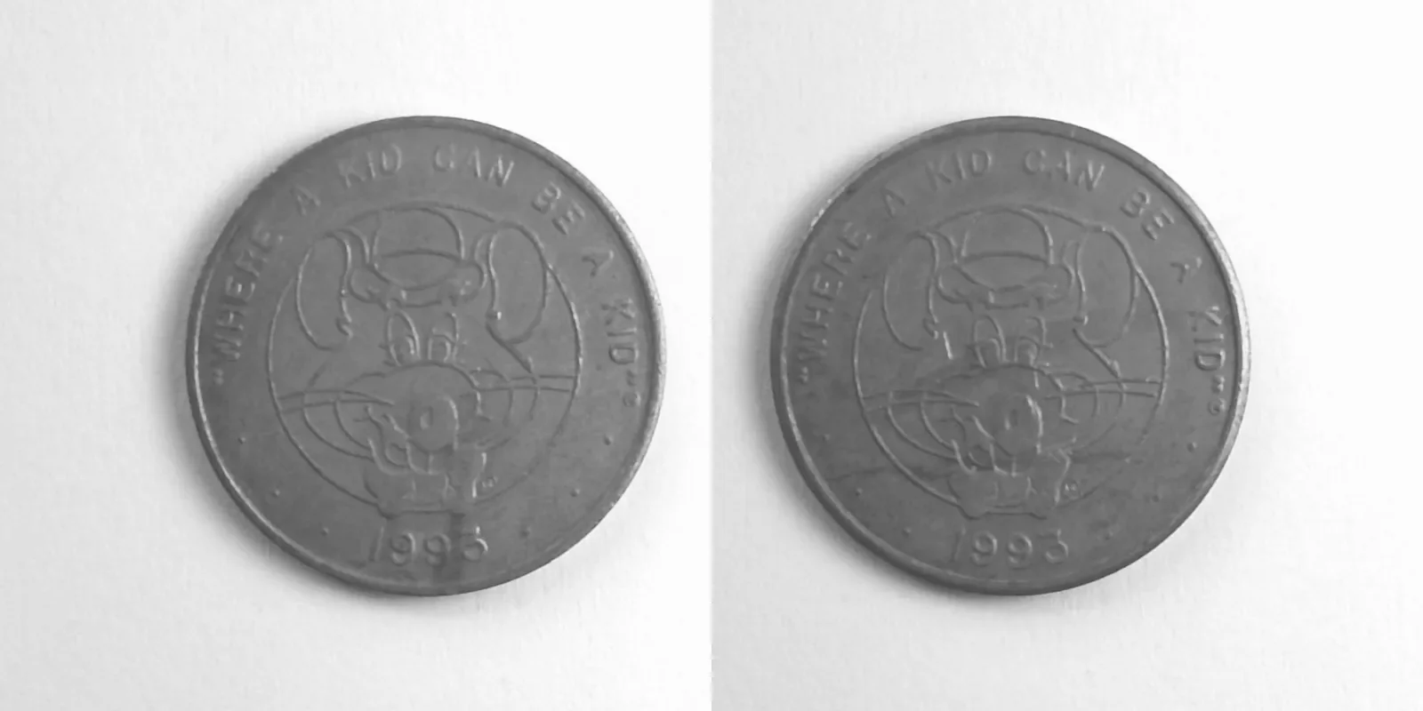 Chuck E. Cheese 310N 1993 Chuck E Cheese Token (310N) (1993) token — front and reverse