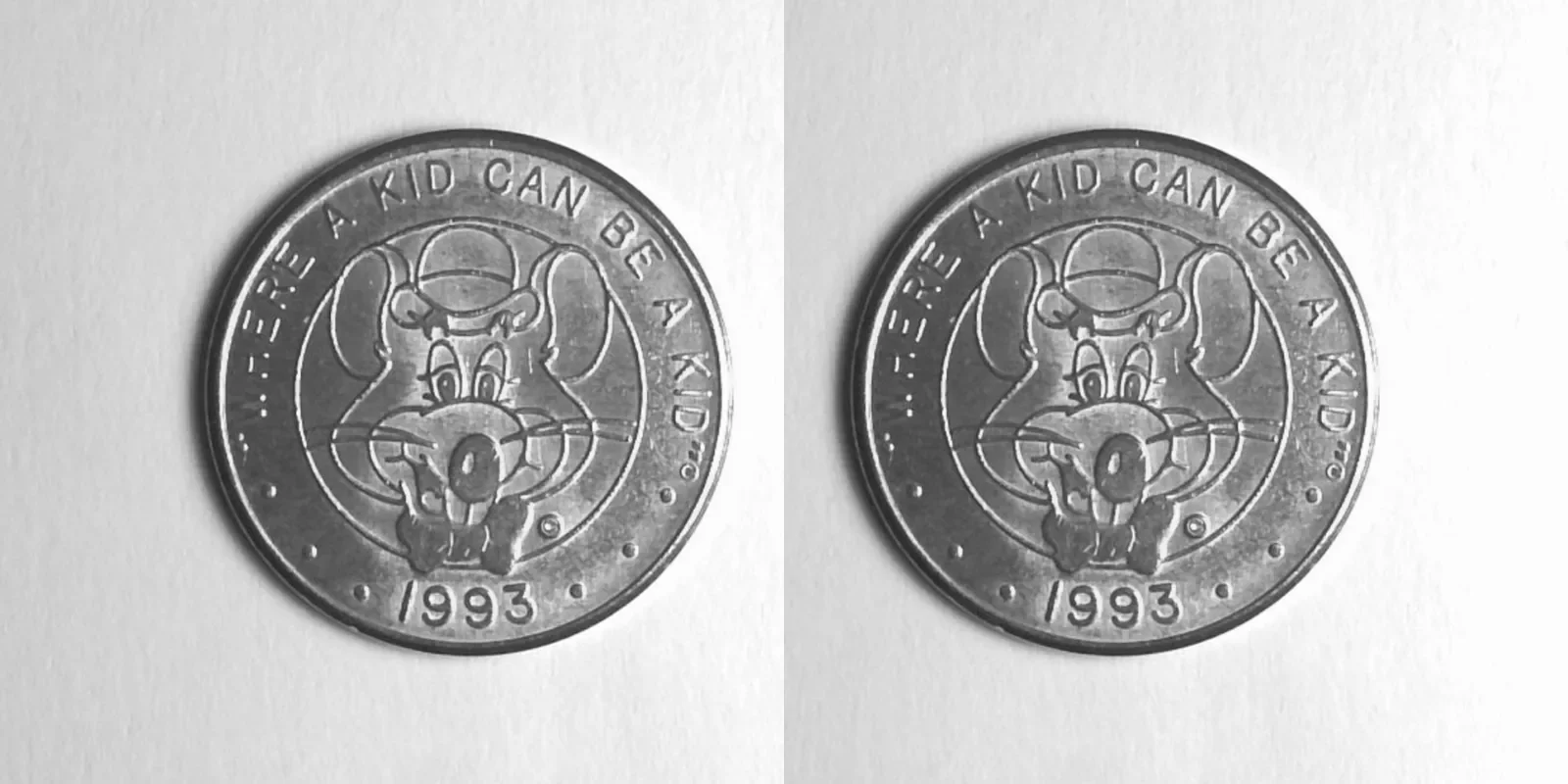 Chuck E. Cheese 312C 1993 Chuck E Cheese Token (312C) (1993) token — front and reverse