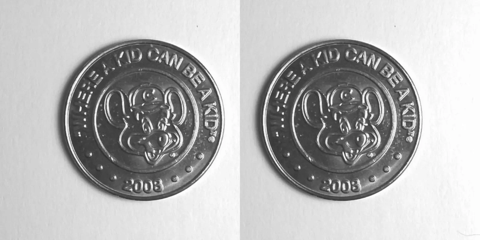 Chuck E. Cheese 415bB 2008 Chuck E Cheese Token (415bB) (2008) token — front and reverse