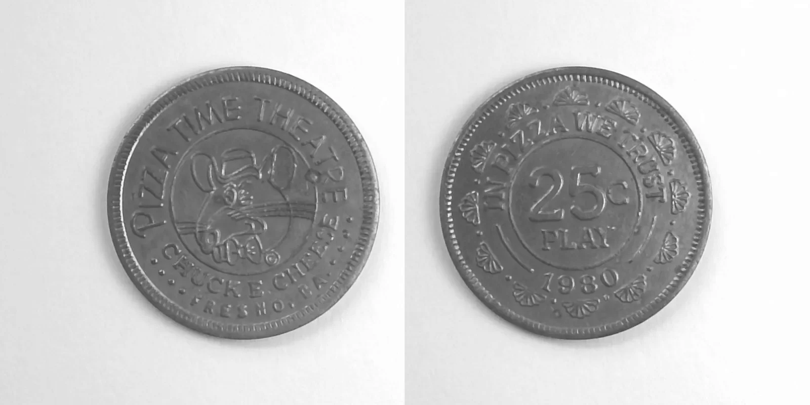 Chuck E. Cheese 138N 1980 Chuck E Cheese Token (138N) (1980) token — front and reverse