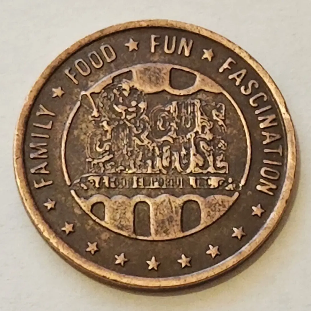 Circus Playhouse & Food Emporium CPFE101B Circus Playhouse & Food Emporium Token (CPFE101B) token — front