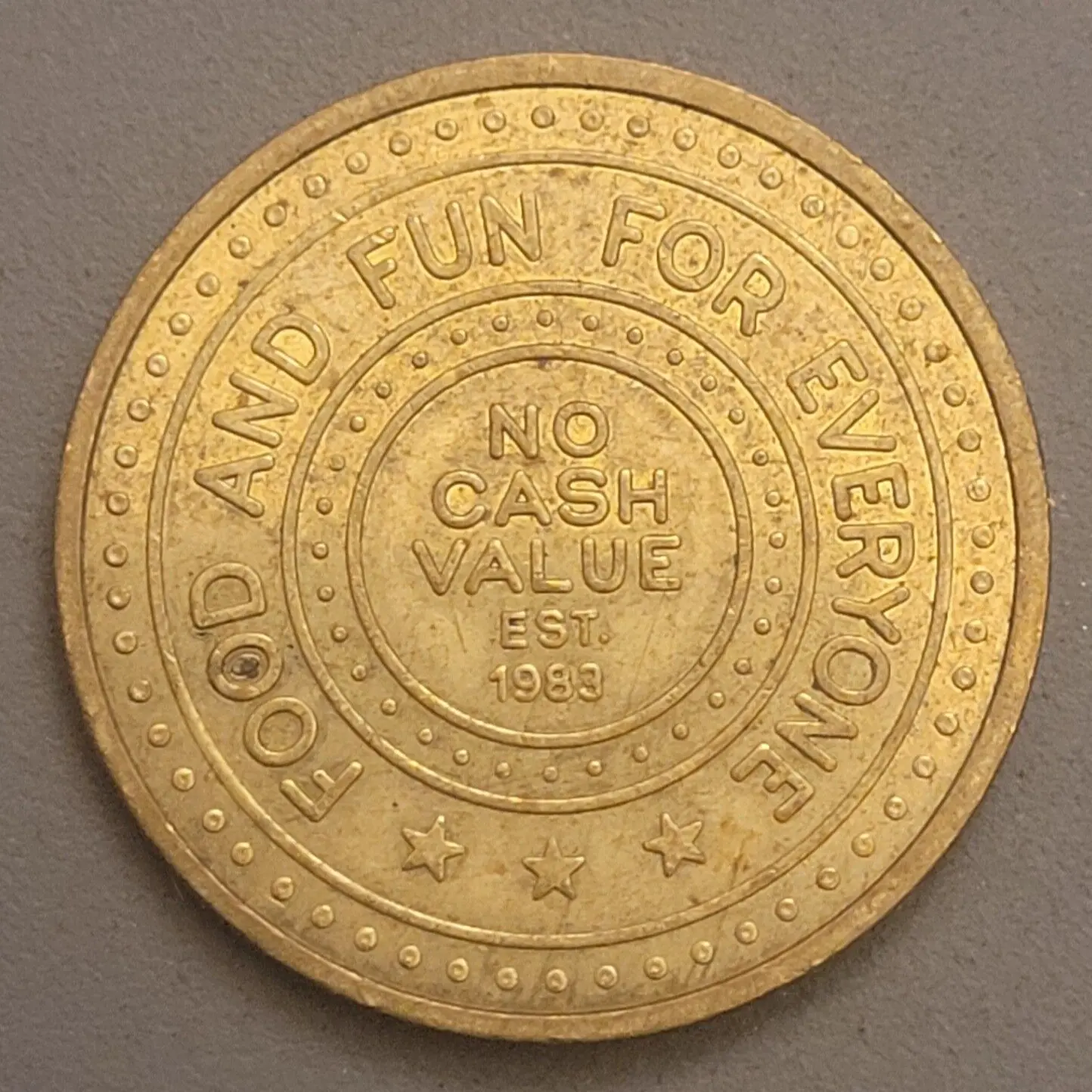 Circus Towne Pizza Theater CTPT101B Circus Towne Pizza Theater Token (CTPT101B) (1983) token — reverse